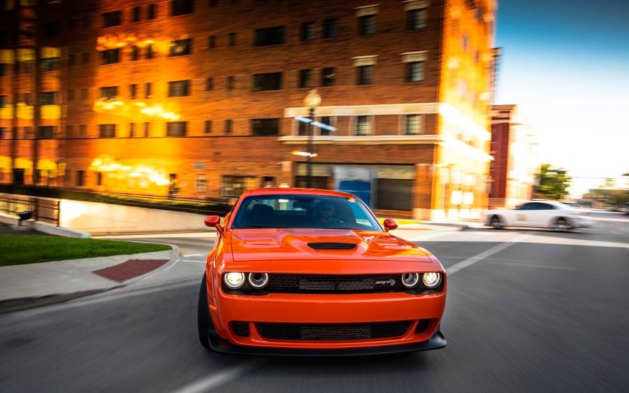  Dodge Challenger SRT Hellcat Widebody 2017 года  (фото 50 из 69)